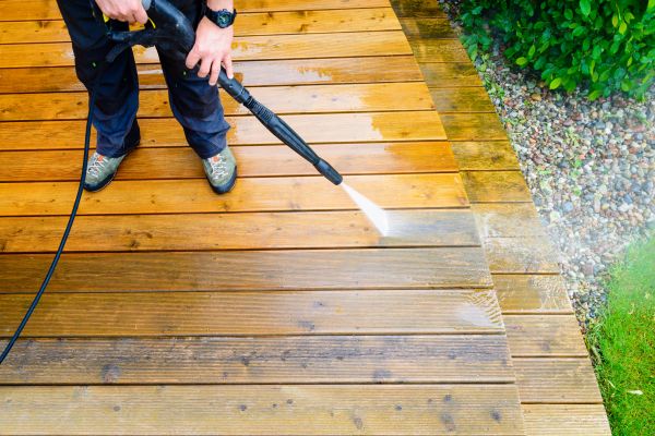 Cost of Deck Power Washing in Kingsport