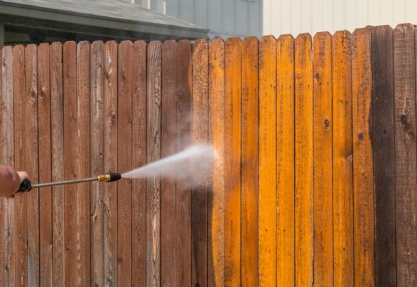 Cost of Fence Power Washing in Kingsport