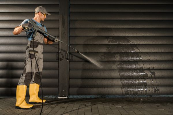 Cost of Garage Power Washing in Kingsport