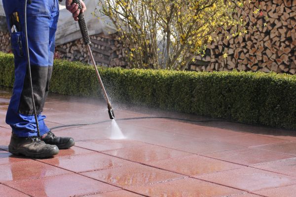 Cost of Driveway Pavers Cleaning in Kingsport