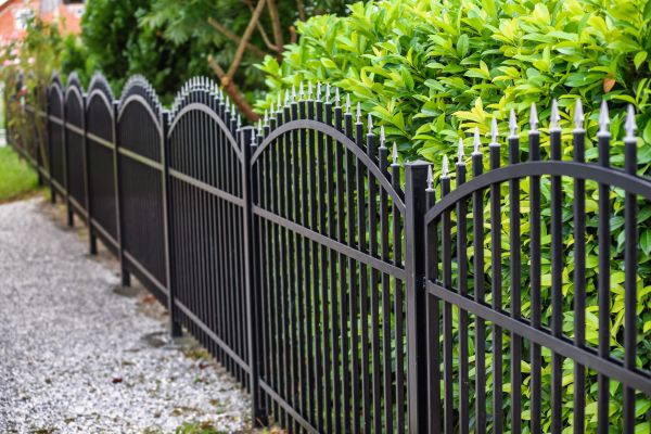 Cost of Iron Fence Pressure Washing in Kingsport