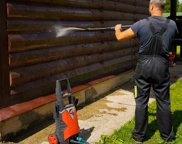 Cost of Log Home Pressure Washing in Kingsport