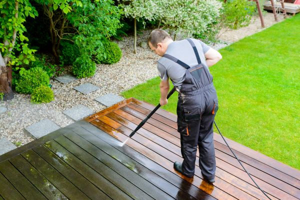 Cost of Deck And Patio Cleaning in Kingsport