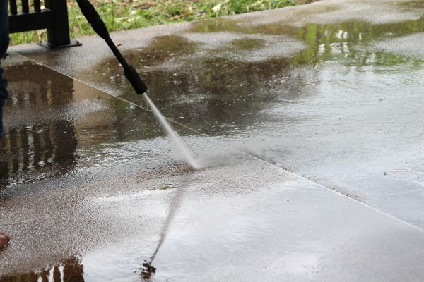 Cost of Concrete Deck Cleaning in Kingsport