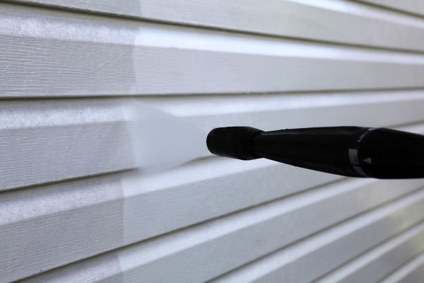 Cost of Condo Siding Power Washing in Kingsport