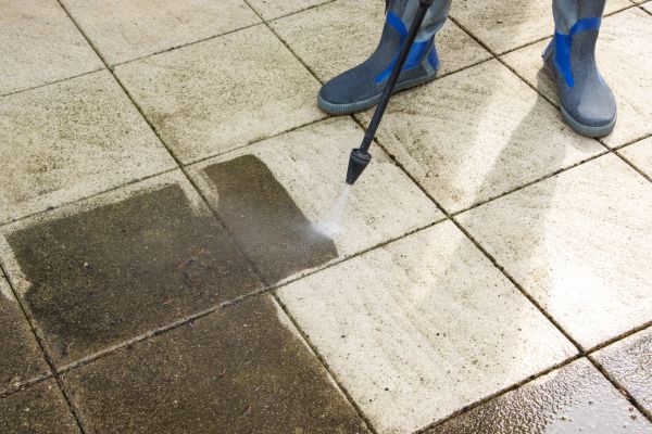 Cost of Outdoor Concrete Cleaning in Kingsport