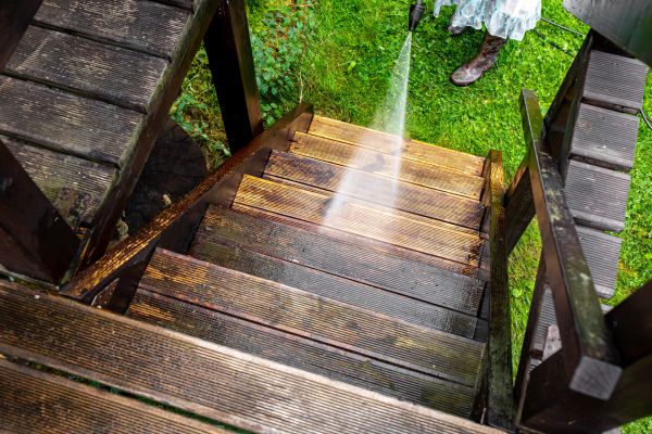 Cost of Wood Power Washing in Kingsport