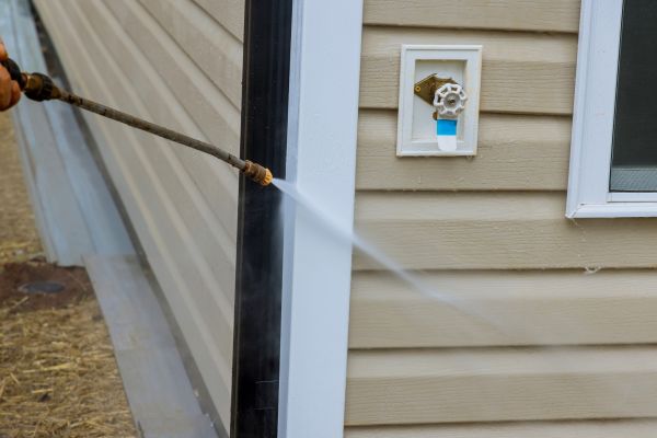 Cost of Vinyl Siding Cleaning in Kingsport