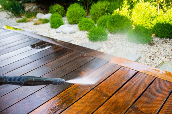 Cost of Deck Cleaning in Kingsport